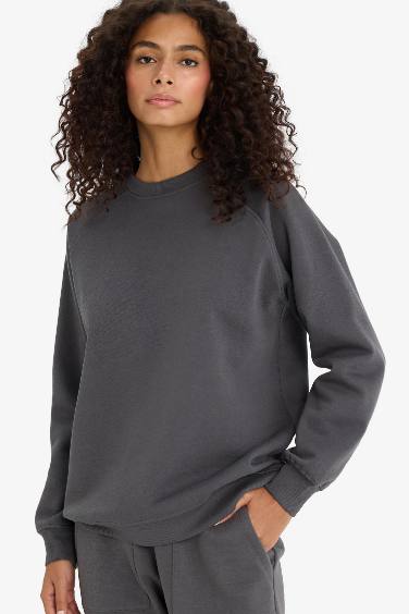 Sweatshirt oversize basique en tissu épais à col rond