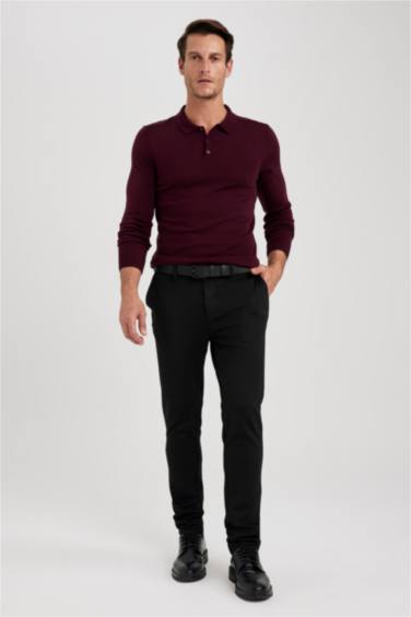Пуловер приталенного кроя с поло воротником из трикотажа для мужчин