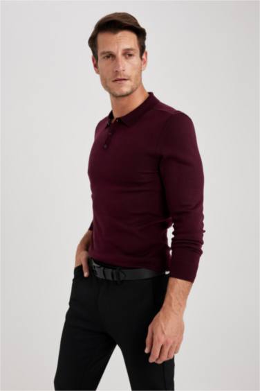 Пуловер приталенного кроя с поло воротником из трикотажа для мужчин