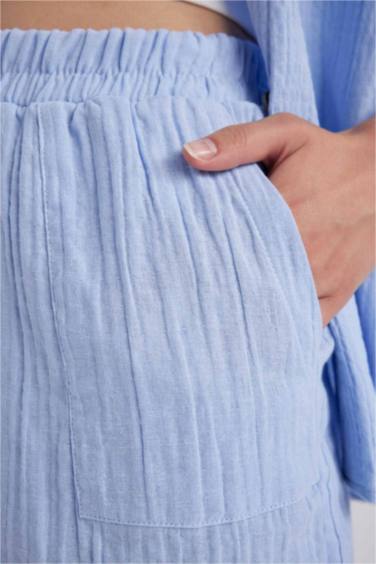 شورت بقصة عادية بخصر عادي