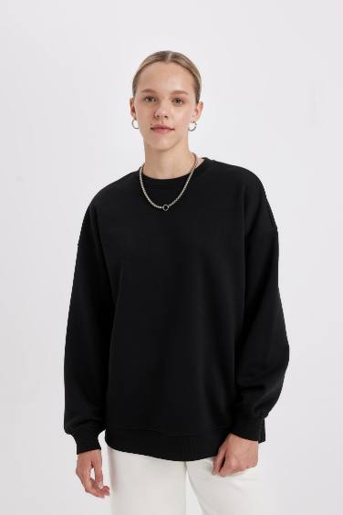 Okula Dönüş Oversize Fit Geniş Kalıp Bisiklet Yaka Kalın Kumaş Basic Düz Sweatshirt