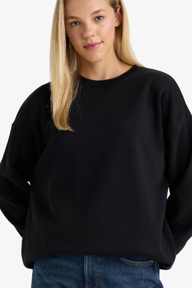 Oversize Geniş Kalıp Bisiklet Yaka Basic Düz Kalın Sweatshirt