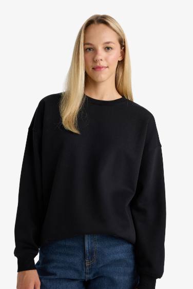 Oversize Geniş Kalıp Bisiklet Yaka Basic Düz Kalın Sweatshirt