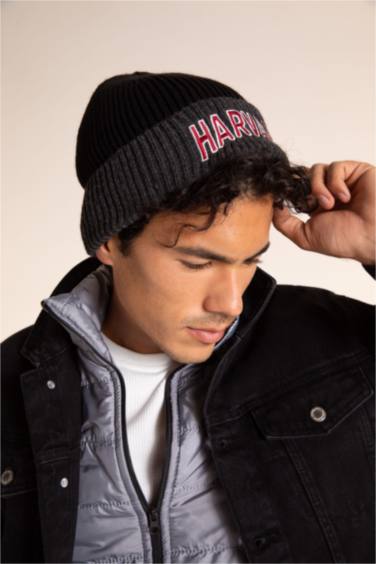 Erkek Harvard University Bere