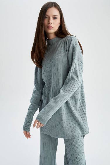 Regular Comfort Fit Crew Neck Tunic