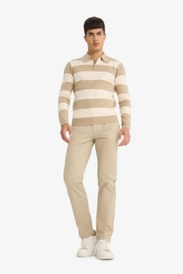 Pull en maille rayé à col polo boutonné Coupe standard