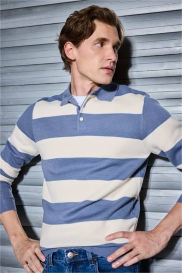 بلوفر تريكو ملون قصة عادية بياقة بولو