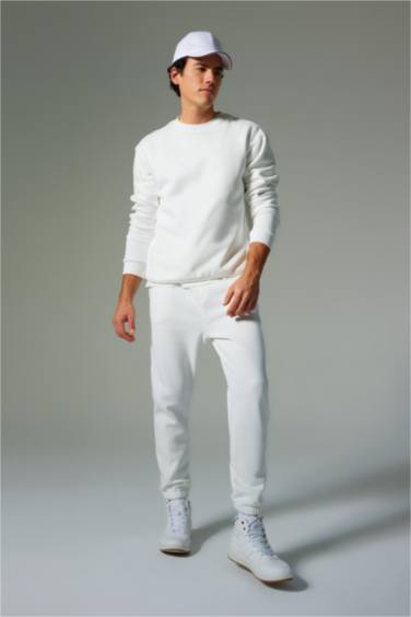 Defacto Fit Standard Fit Crew Neck Sweatshirt