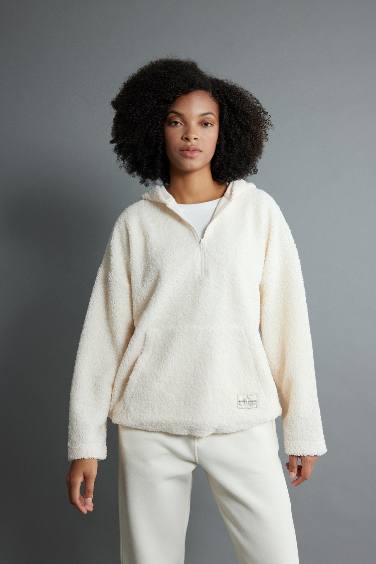 Oversize Fit Long Sleeve Sweatshirt