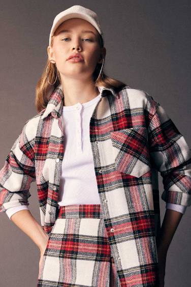 Oversize Fit Plaid Flannel Long Sleeve Shirt