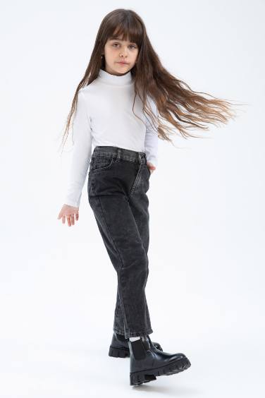 Girl Mom Fit Jeans