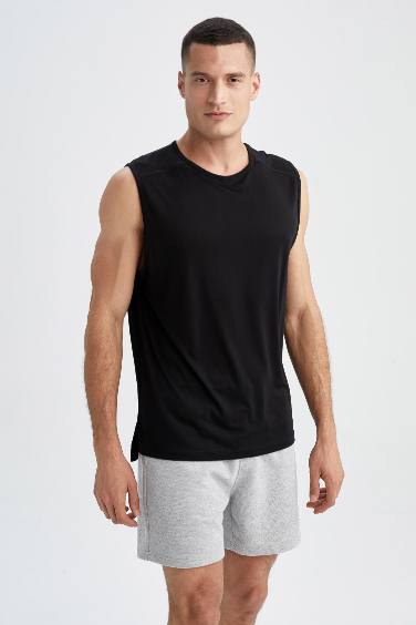 Standard Fit Crew Neck Tank Top