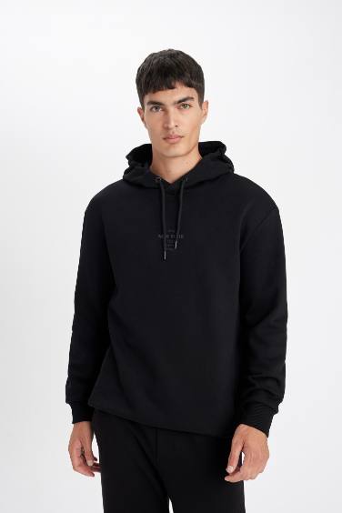 Siyah Relax Fit Kapüşonlu Baskılı Sweatshirt