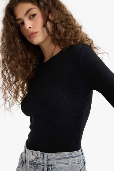 Fitted Crew Neck Ribbed Camisole Long Sleeve T-Shirt