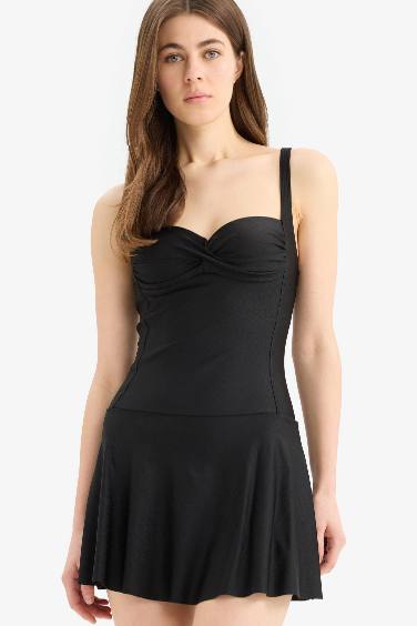 Maillot de bain avec jupe à coupe régulière de Fall in Love