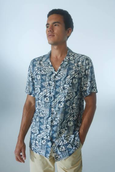 Regular Fit Apache Neck Viscose Printed Short Sleeve Shirt