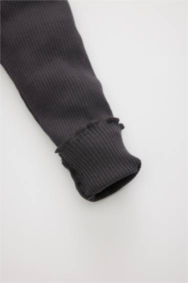 ليجن بناتي مضلع برجل عادية