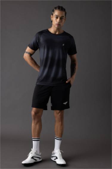 تيشيرت نص ردن رياضي محبوك سليم فيت من DeFactoFit