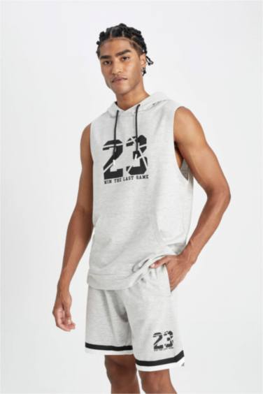 Standard Fit Thin Sweatshirt Fabric Hooded Sleeveless Tank Top