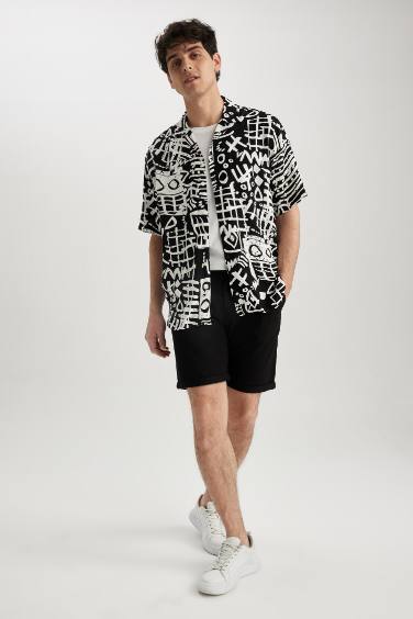 Relax Fit Snap Collar Patterned Short Sleeve Shirt