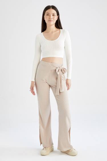 Slit Detail Belted Sweatpants