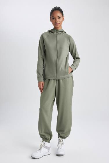 بنطلون جوجر اوفر سايز قماش سكوبا بجيب مزدوج من DefactoFit