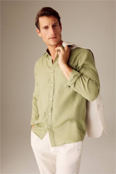 Рубашка стандартного кроя с длинным рукавом из льна