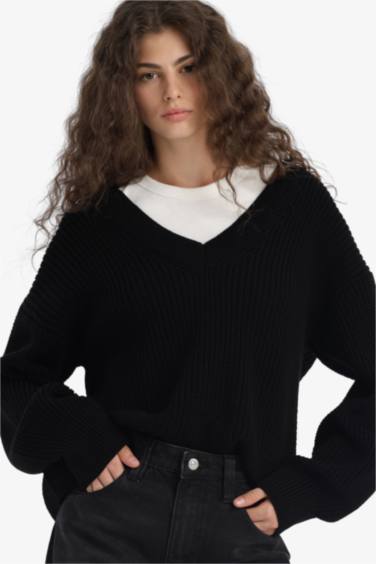 Oversize Fit V-Neck Knit Pulover