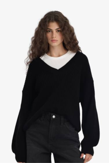 Oversize Fit V-Neck Knit Pulover
