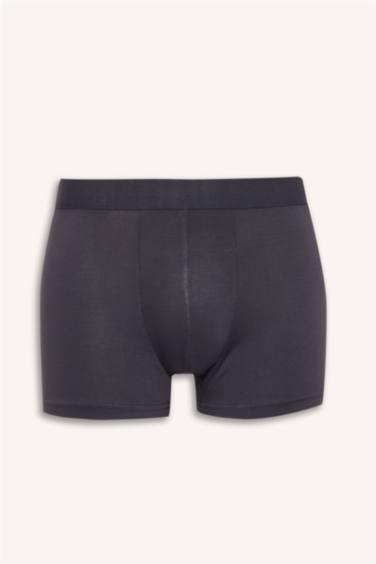 بوكسر بريميوم قصة عادية