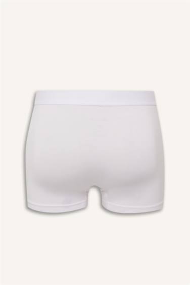 بوكسر بريميوم قصة عادية