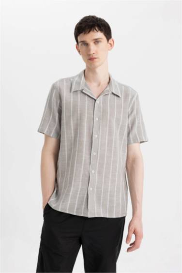 Regular Fit Polo Collar Cotton Short Sleeve Shirt