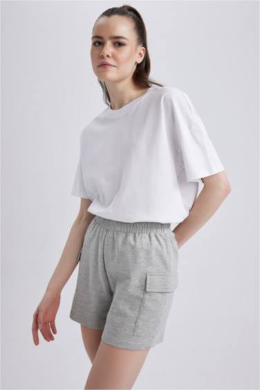 شورت قصة عادية بجيب