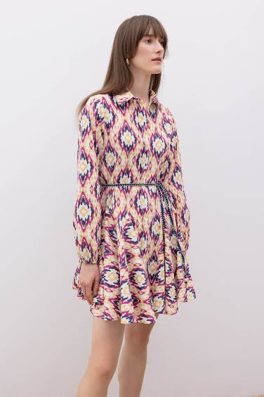 فستان قصير مطبوع بوبلين برقبة قميص