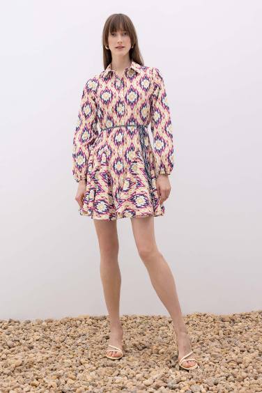 فستان قصير مطبوع بوبلين برقبة قميص