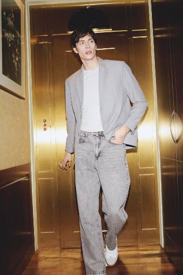 بليزر بيزك سادة سليم فيت مبطن