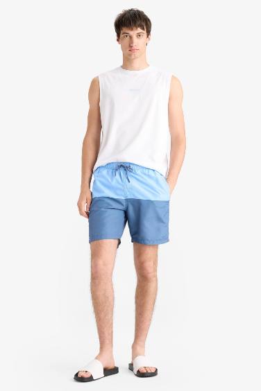 Short de bain avec doublure filet Coupe régulière