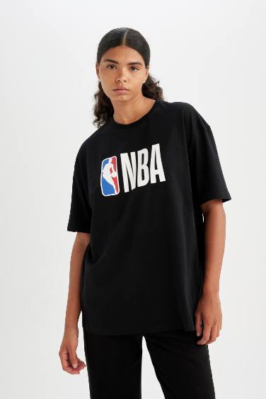 DeFactoFit NBA Wordmark Boxy Fit Bisiklet Yaka Kısa Kollu Tişört