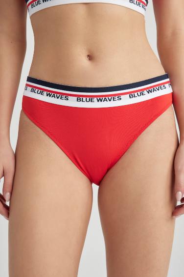 بيكيني سفلي