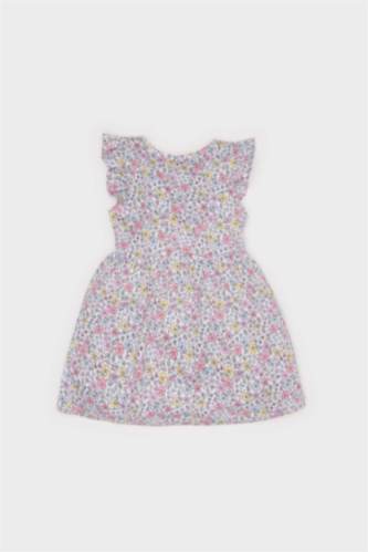 فستان بناتي قصة عادية نص كم بياقة مستديرة