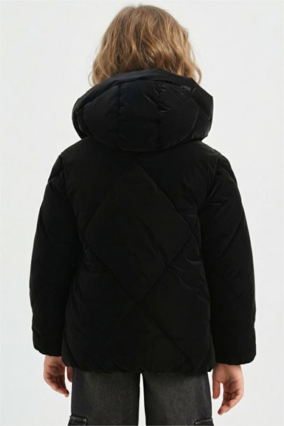 قمصلة نفخ بناتي بغطاء للرأس