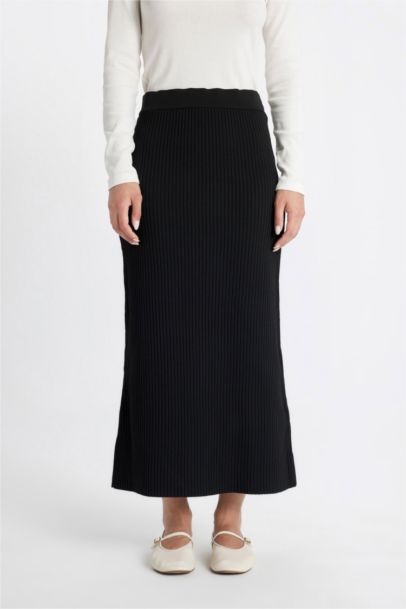 Regular Fit Basic Maxi Skirt