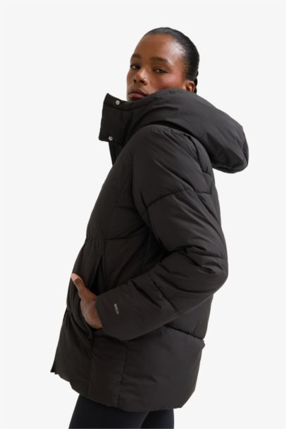 Su İtici Regular Fit Yarım Polar Astarlı Kapüşonlu Fermuarlı Kışlık Mont