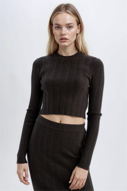 Pull Tricot Col Ras Du Cou