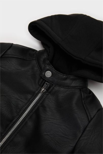 Kapüşonlu Pelüş Astar Fermuarlı Suni Deri Ceket Erkek Bebek