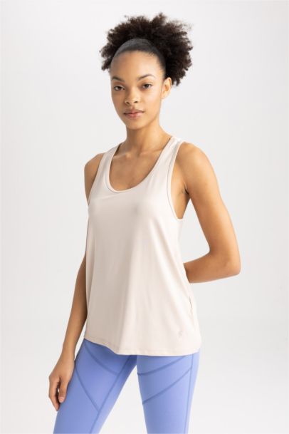 Long Fit Crew Neck Tank Top