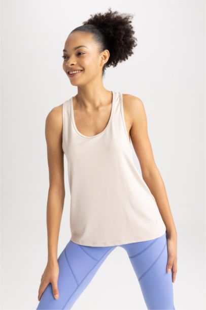 Long Fit Crew Neck Tank Top