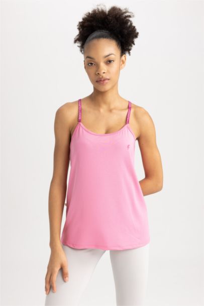 Standard Fit Crew Neck Sports Tank Top