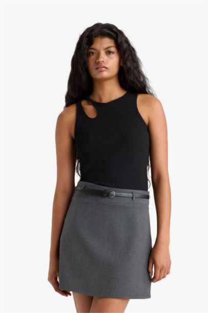 Slim Fit Camisole Crew Neck Tank Top