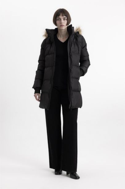 قمضلة نفخ طويل قصة عادية بغطاء للرأس بفرو صناعي مقاوم للماء